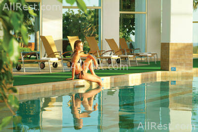 Louis Imperial Beach Hotel 17